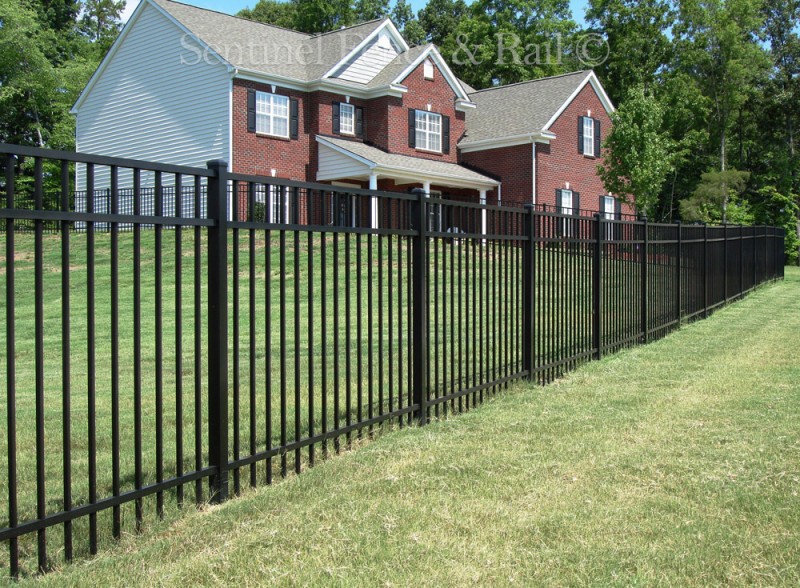 Sierra Aluminum Fencing | Sentinel Fence and Rail